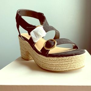 NEW Justfab women’s sandals.